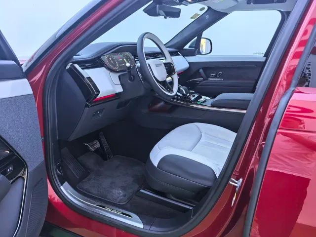 Land Rover Range Rover Sport — Фото автомобиля 8