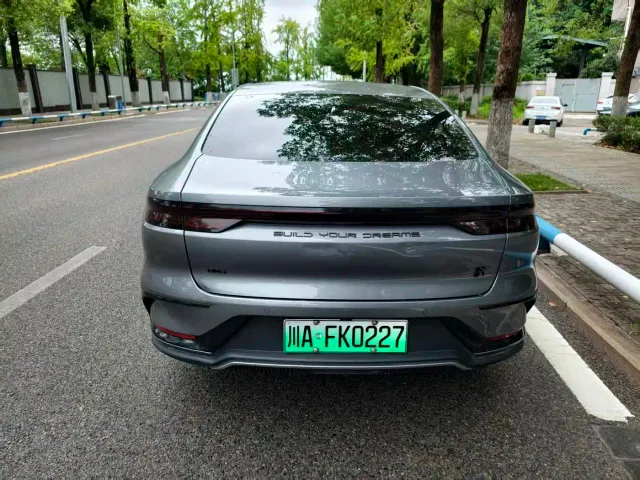 BYD Han — Фото автомобиля 8