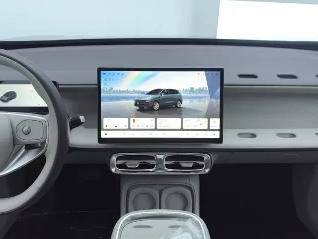 Leapmotor B10 — Фото автомобиля 13