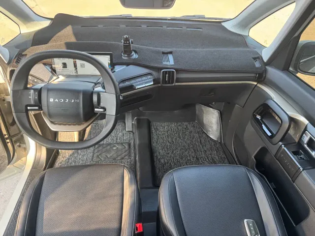 Baojun KiWi EV — Фото автомобиля 3
