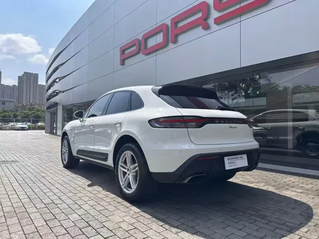 Porsche Macan — Фото автомобиля 4