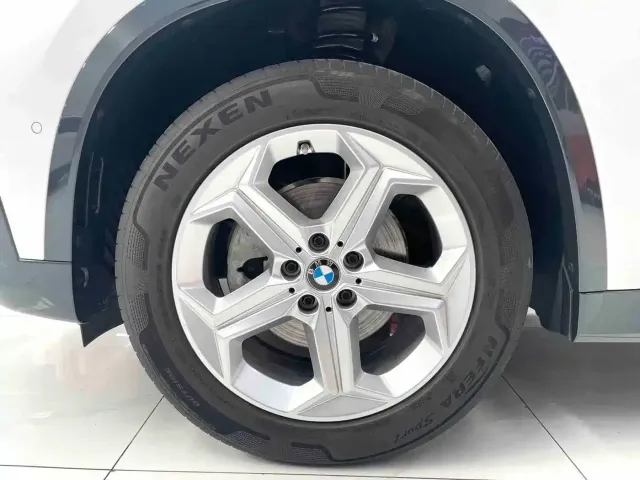BMW X1 — Фото автомобиля 18