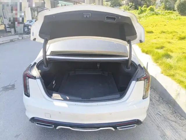 Cadillac CT5 — Фото автомобиля 18