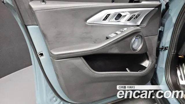 BMW XM G09 — Фото автомобиля 13