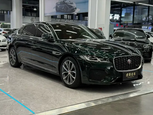 Jaguar XFL — Фото автомобиля 3