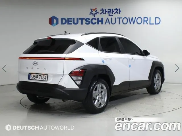 Hyundai Kona — Фото автомобиля 2