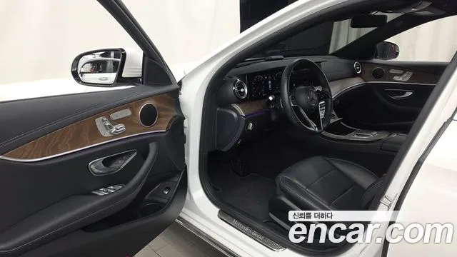 Mercedes-Benz E-Class W213 — Фото автомобиля 10