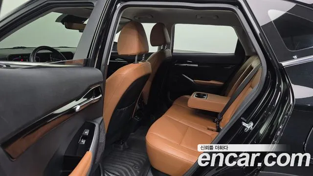 Kia Seltos New — Фото автомобиля 22