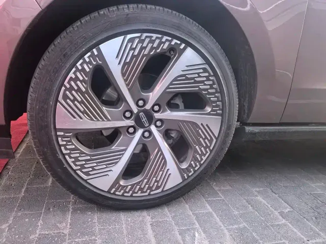 Lincoln Navigator — Фото автомобиля 16