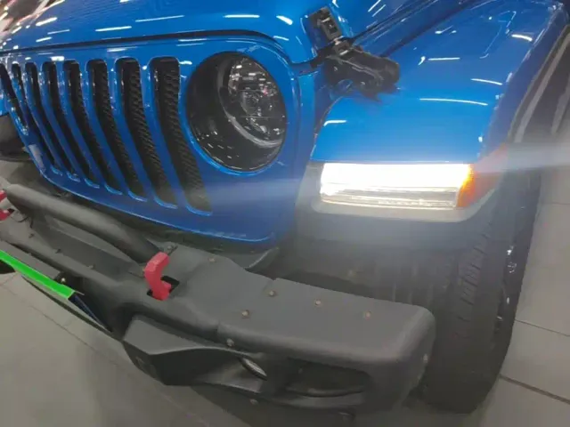 Jeep Wrangler — Фото автомобиля 17