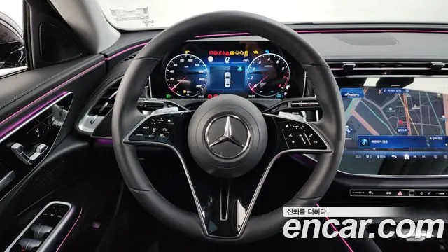 Mercedes-Benz E-Class — Фото автомобиля 11