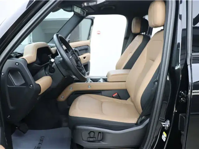 Land Rover Defender — Фото автомобиля 19