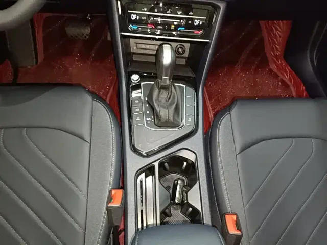 Volkswagen Tharu — Фото автомобиля 13