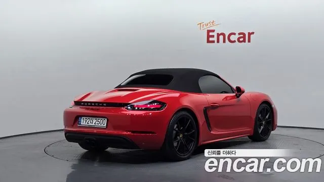 Porsche 718 — Фото автомобиля 2
