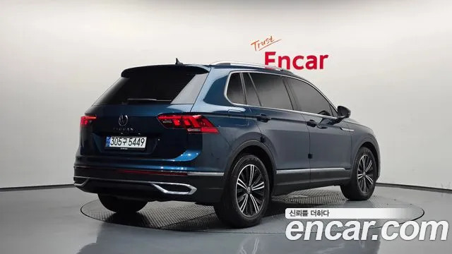 Volkswagen Tiguan Generation 2 — Фото автомобиля 2