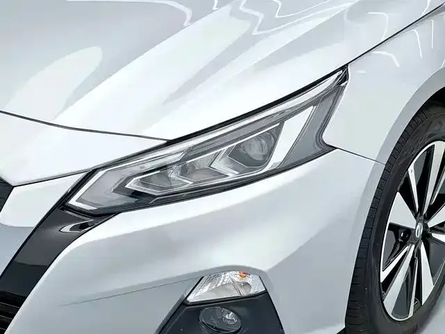 Nissan Teana — Фото автомобиля 19