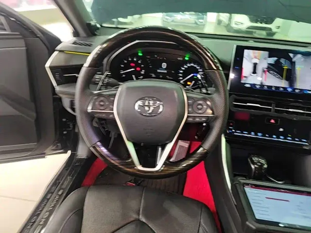 Toyota Avalon — Фото автомобиля 10