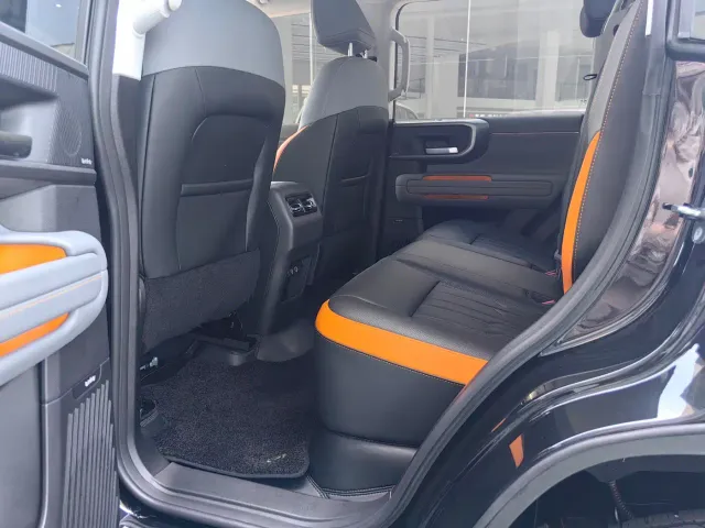 BAIC BJ40 — Фото автомобиля 11