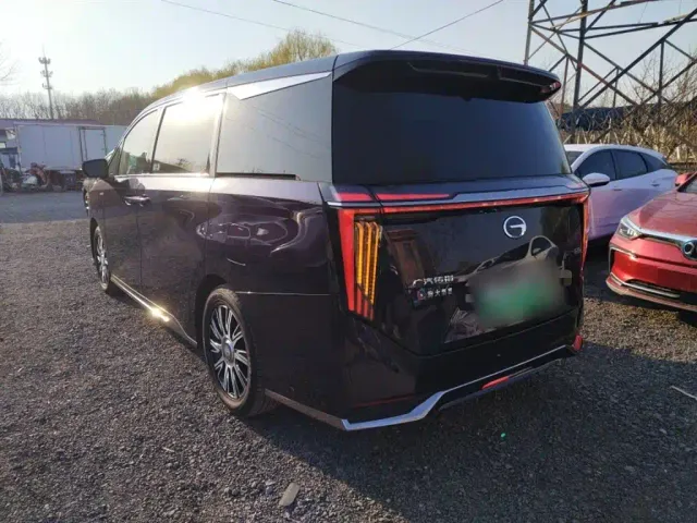 GAC Trumpchi E9 — Фото автомобиля 4