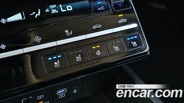Hyundai Grandeur GN7 — Фото автомобиля 27
