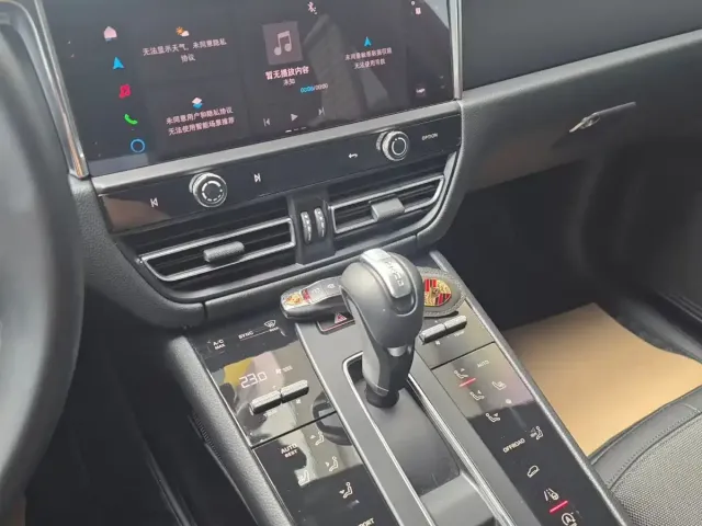 Porsche Macan — Фото автомобиля 5