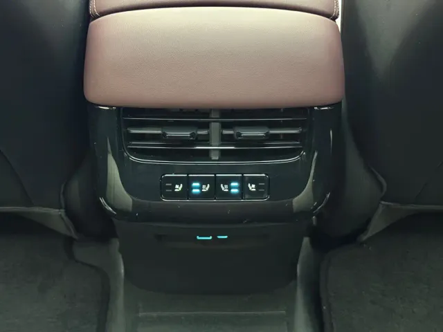 BYD Seal 07 DM-i — Фото автомобиля 17