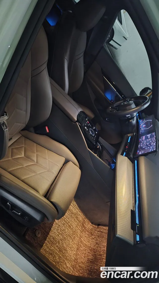 BMW 5 Series G60 — Фото автомобиля 7