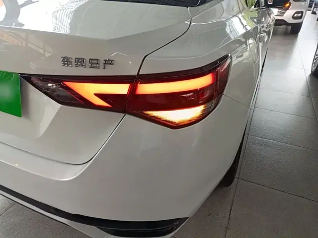 Nissan Sylphy — Фото автомобиля 7
