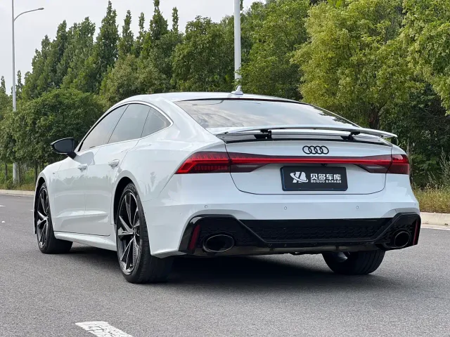 Audi Audi A7 2022 45 TFSI Premium Selection — Фото автомобиля 5