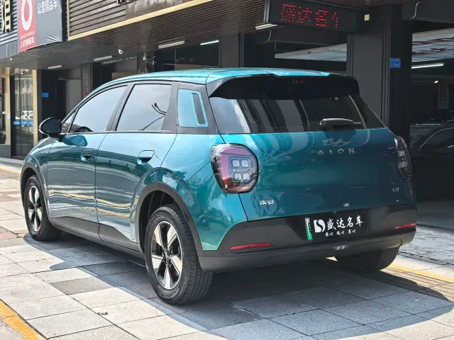 GAC Aion UT — Фото автомобиля 6