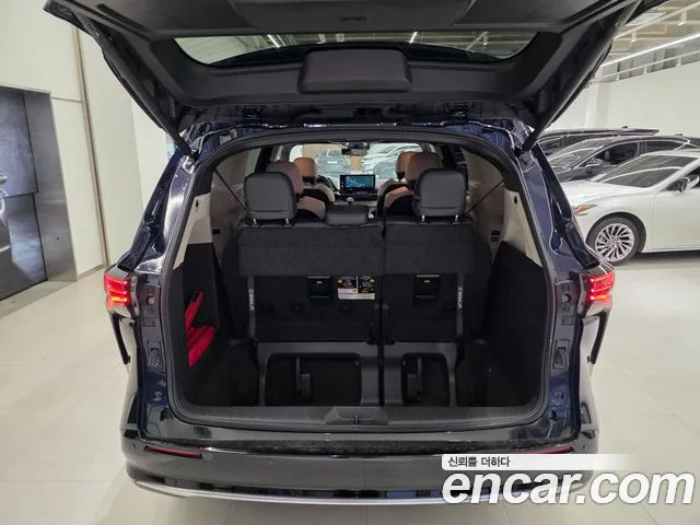 Toyota Sienna 4th Gen — Фото автомобиля 13