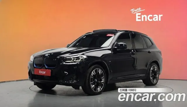 Фотография автомобиля — BMW iX3 G08 (2020–2024)