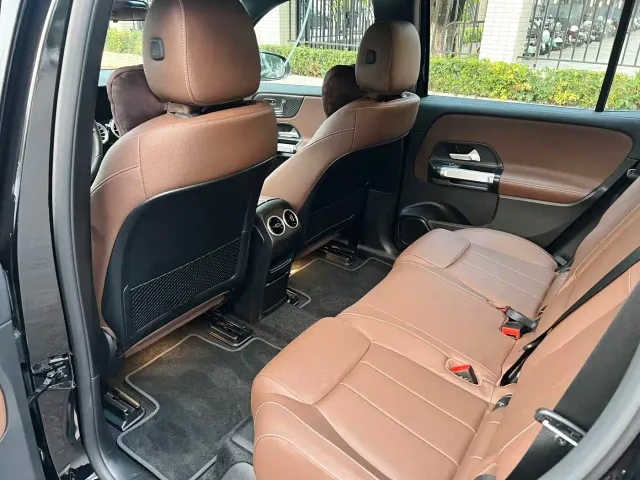 Mercedes-Benz EQB — Фото автомобиля 12