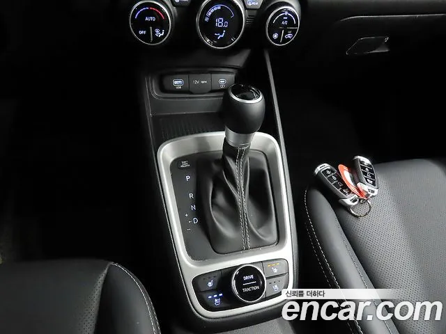 Hyundai Venue Venue 1.6 Premium — Фото автомобиля 13