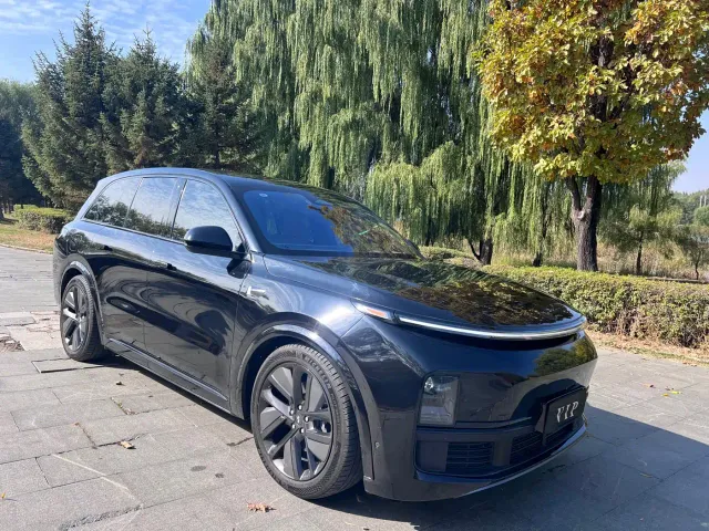 Фотография автомобиля — Li Auto L8
