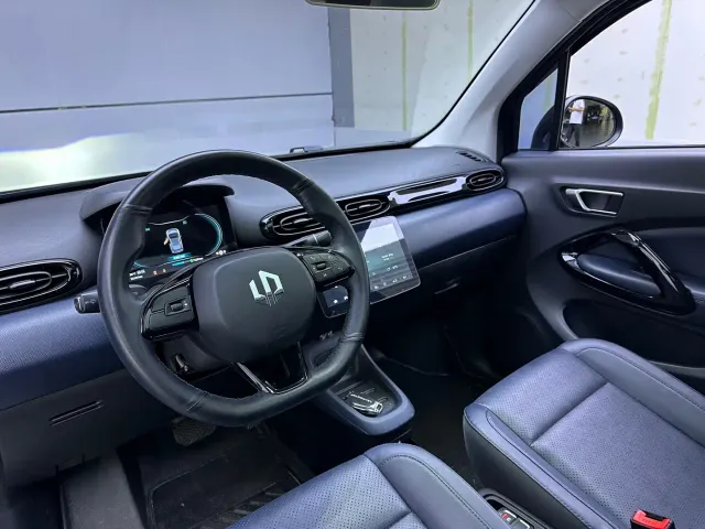 Leapmotor T03 — Фото автомобиля 10