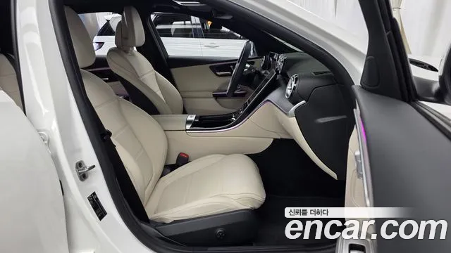 Mercedes-Benz C-Class — Фото автомобиля 2