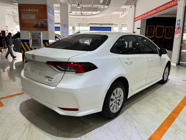 Toyota Corolla — Фото автомобиля 4