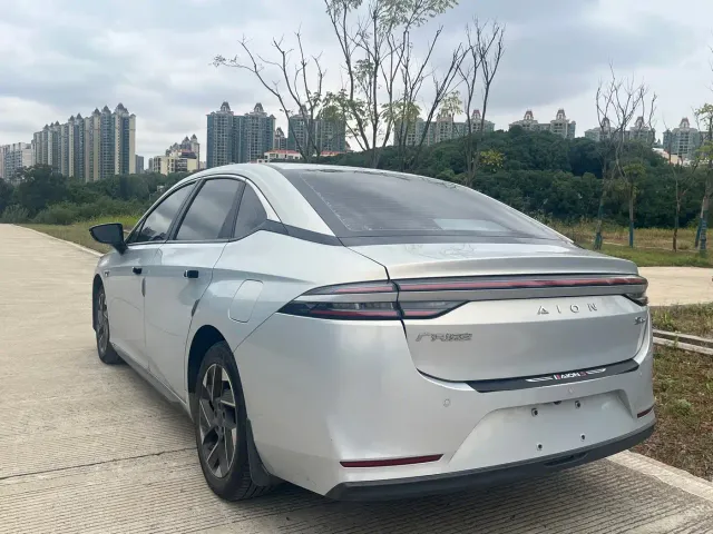 GAC Aion S — Фото автомобиля 8