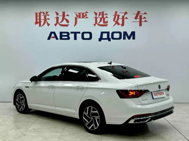 Volkswagen Sagitar — Фото автомобиля 5