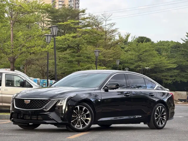 Фотография автомобиля — Cadillac CT5