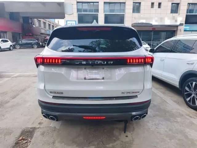 Jetour X70 Plus — Фото автомобиля 5