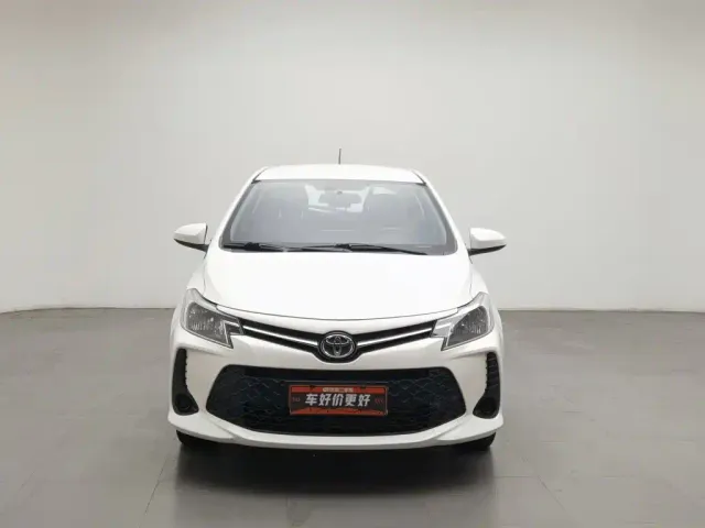Toyota Vios FS — Фото автомобиля 3