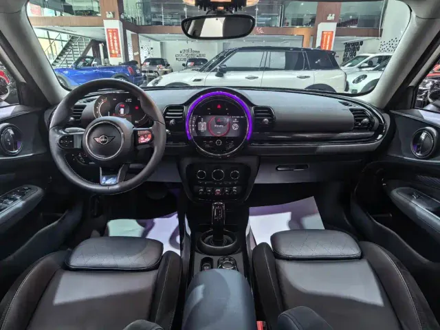 MINI Clubman — Фото автомобиля 7