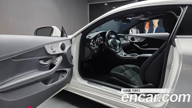 Mercedes-Benz C-Class — Фото автомобиля 10