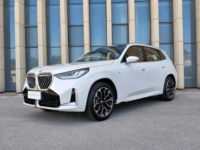 Фотография автомобиля — BMW X3