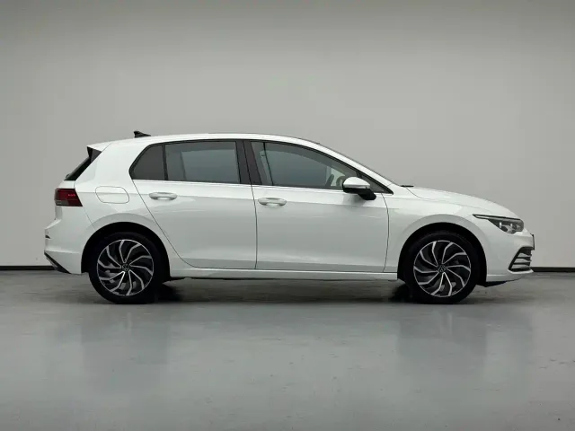 Volkswagen Golf — Фото автомобиля 18