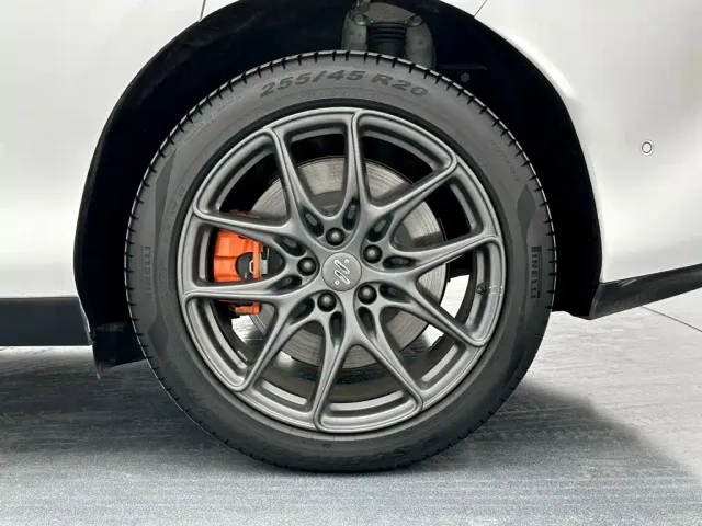 IM Motors LS6 — Фото автомобиля 28