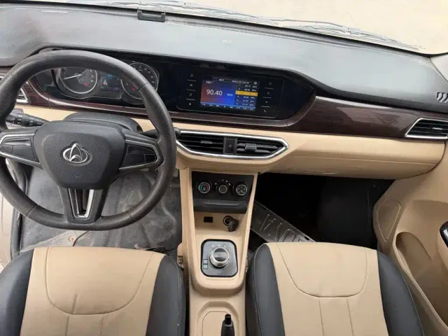 Changan Kuayue Kuayue Star V5 EV — Фото автомобиля 10