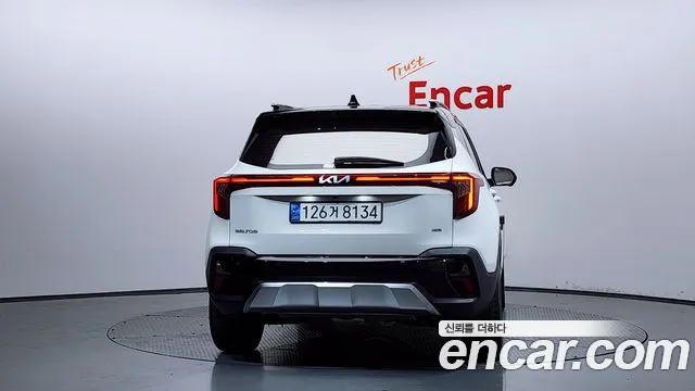 Kia Seltos — Фото автомобиля 4